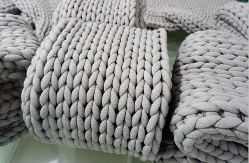 你們這幾天要戴的圍巾帽子手套,橫村2000多家企業火熱生產中